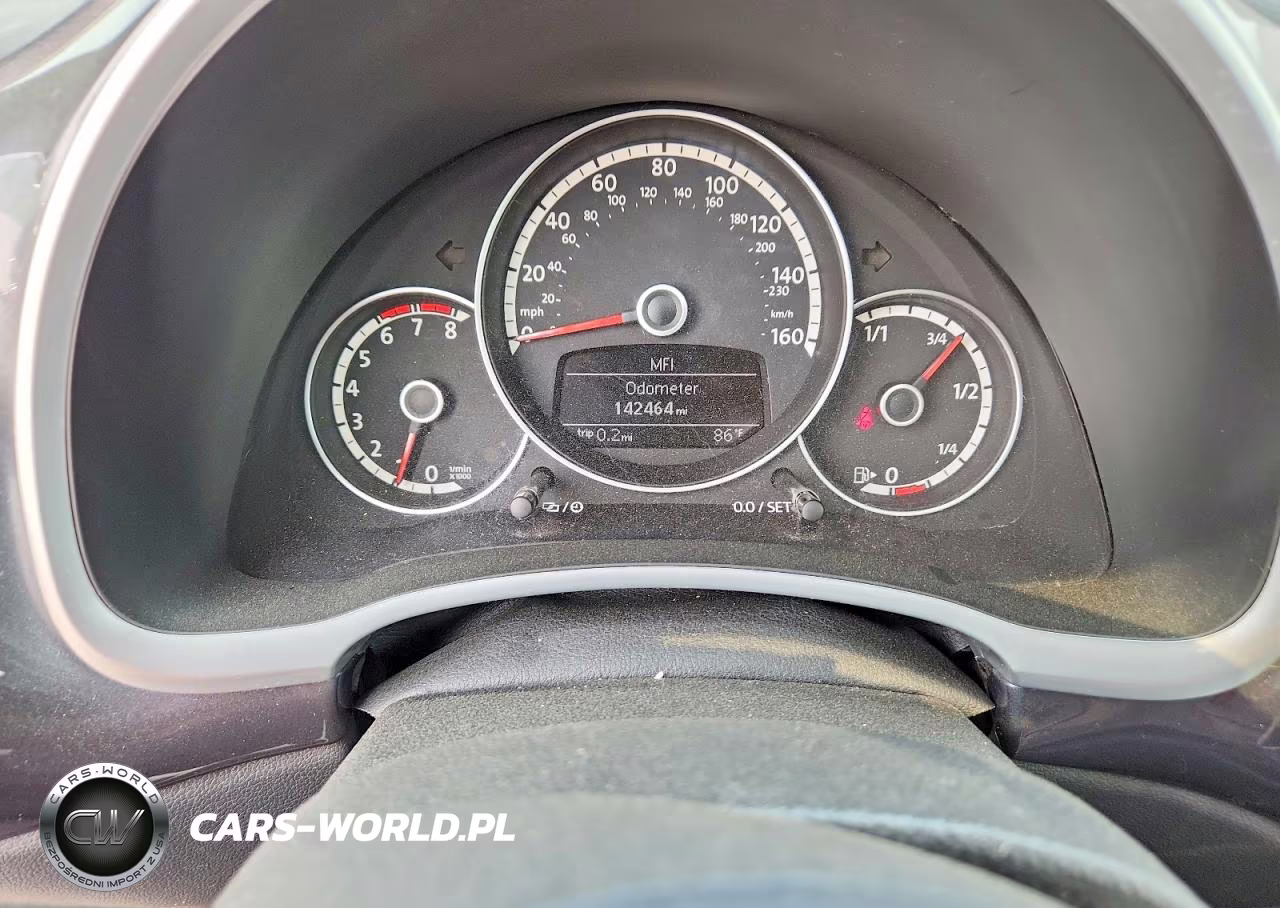 2014 Volkswagen Beetle VIN:3VWJP7AT5EM613587 - 9