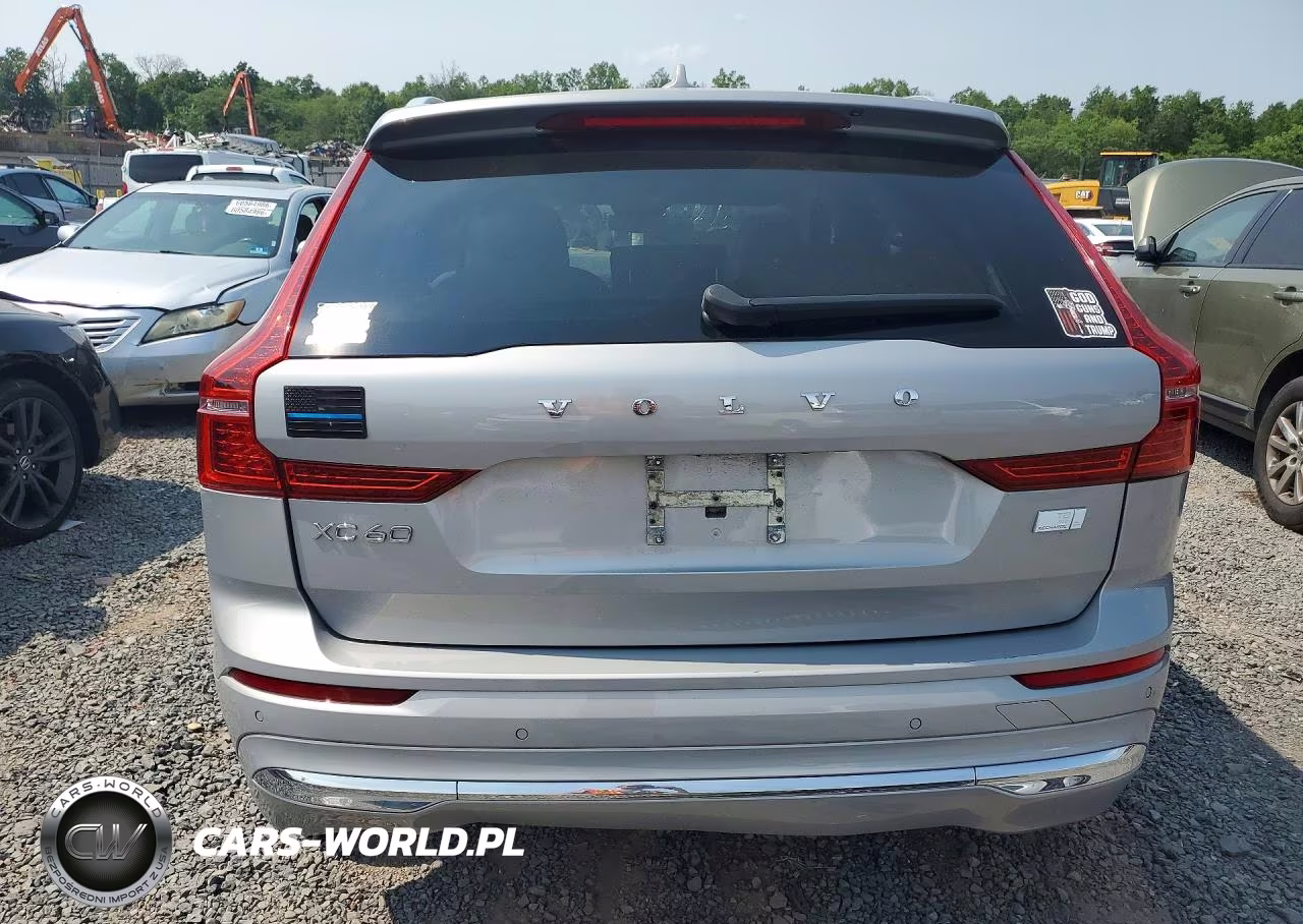 2022 Volvo Xc60 T8 Recharge Inscription Express VIN:YV4H60DZ0N1070400 - 6