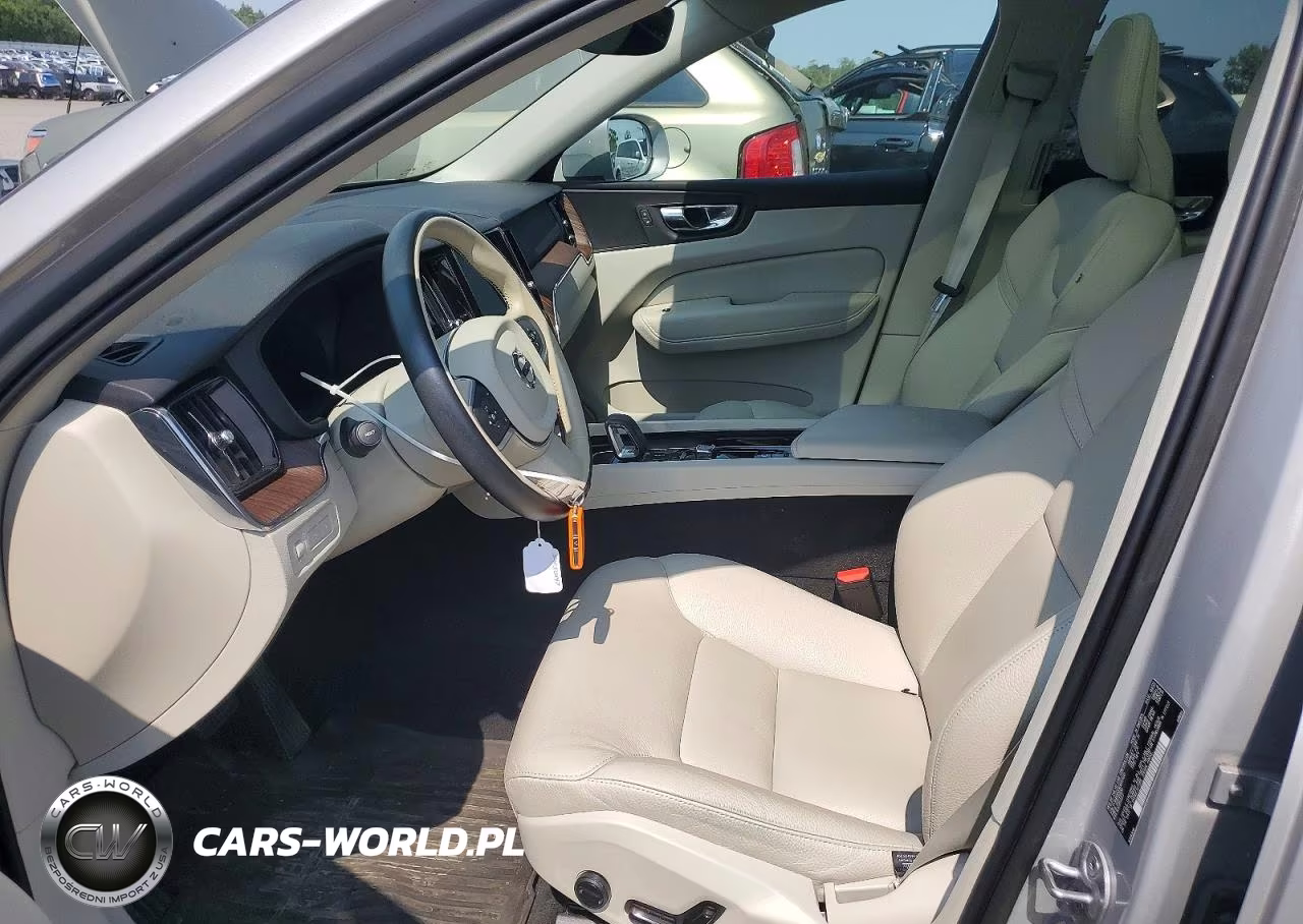 2022 Volvo Xc60 T8 Recharge Inscription Express VIN:YV4H60DZ0N1070400 - 7