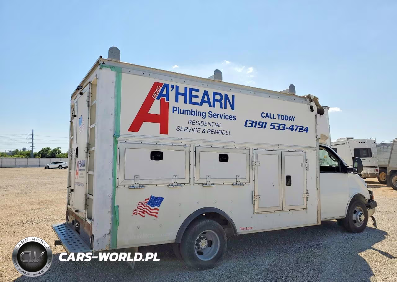 2017 Chevrolet Express Delivery Truck VIN:1GB3GSCG3H1130636 - 3