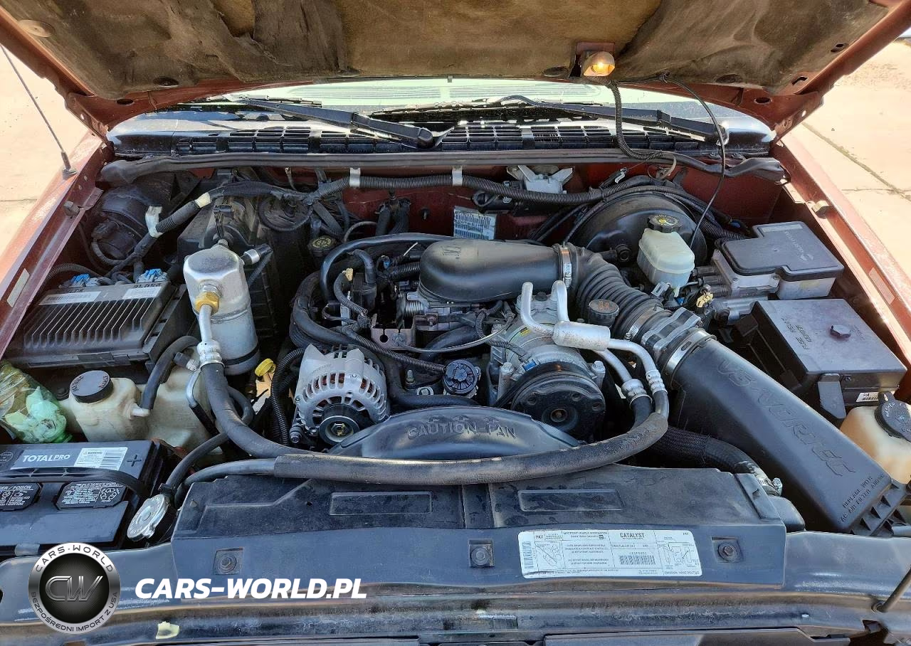 1998 Chevrolet S Truck S10 VIN:1GCDT19X2W8117748 - 11
