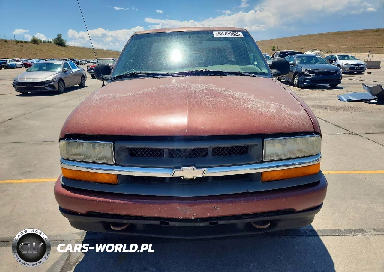 1998 Chevrolet S Truck S10 VIN:1GCDT19X2W8117748 - 5