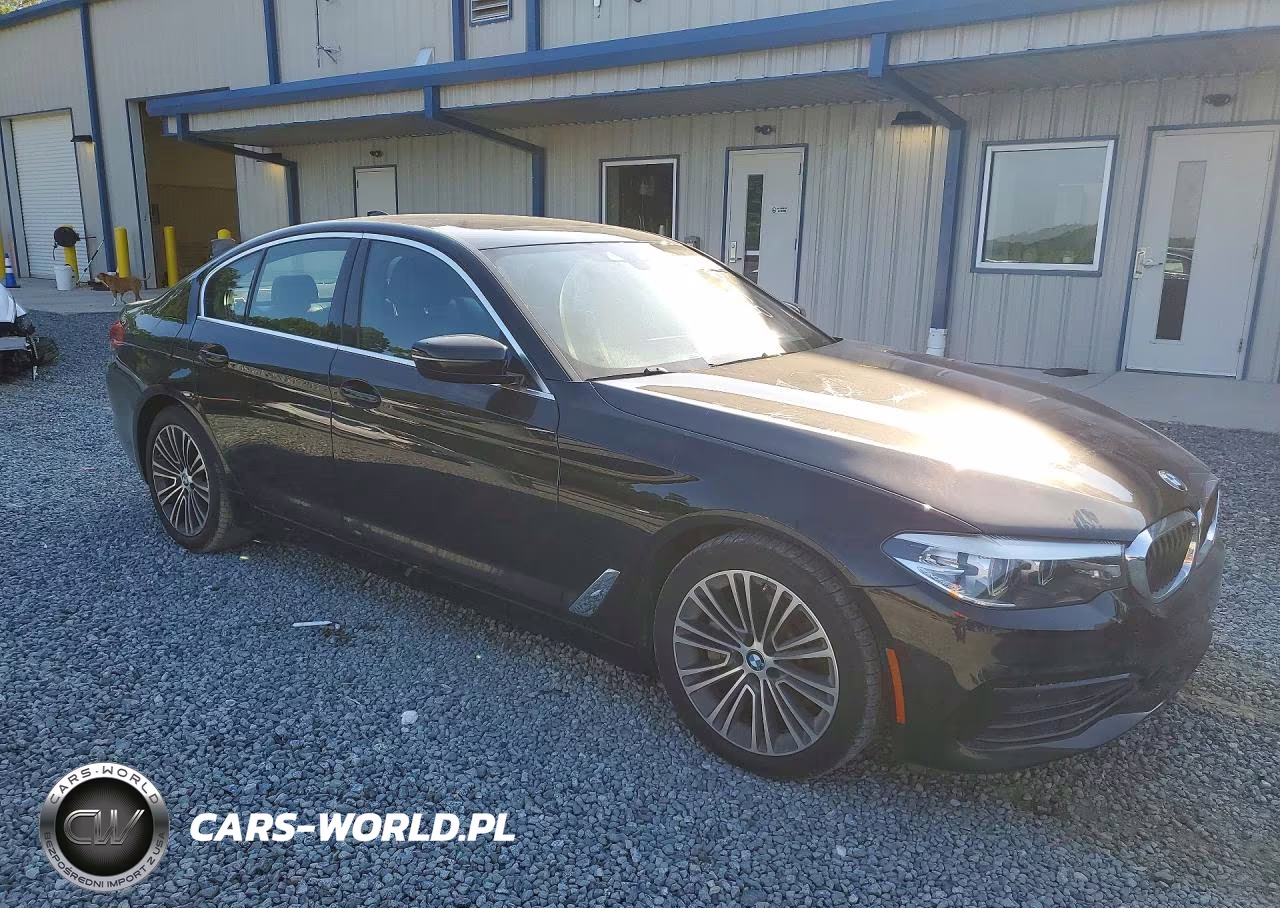 2019 BMW 530 I VIN:WBAJA5C58KWW18508 - 4