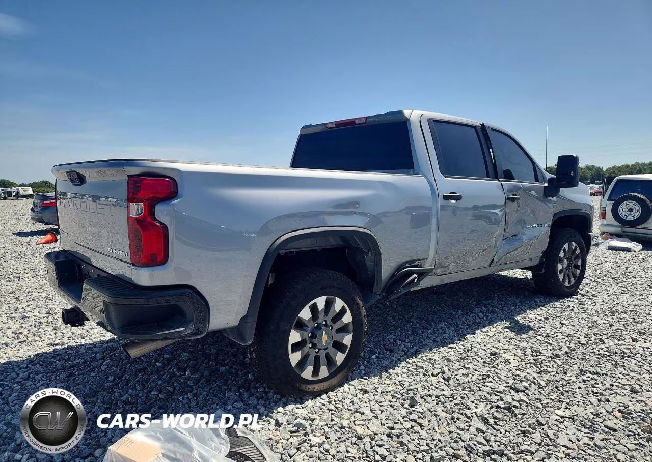 2026 Chevrolet Silverado K2500 Custom VIN:1GC4KME78TF155289 - 3