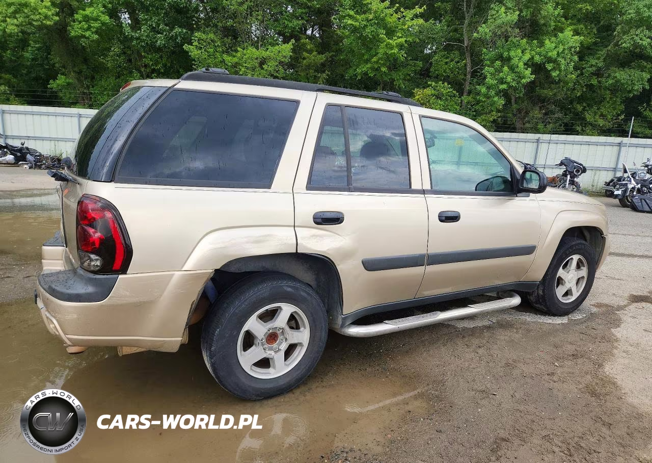 2005 Chevrolet Trailblazer Ls-Lt VIN:1GNDS13S852175369 - 3