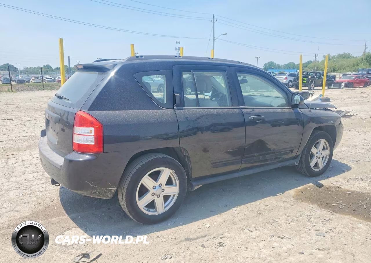 2010 Jeep Compass Sport VIN:1J4NT4FB1AD520970 - 3