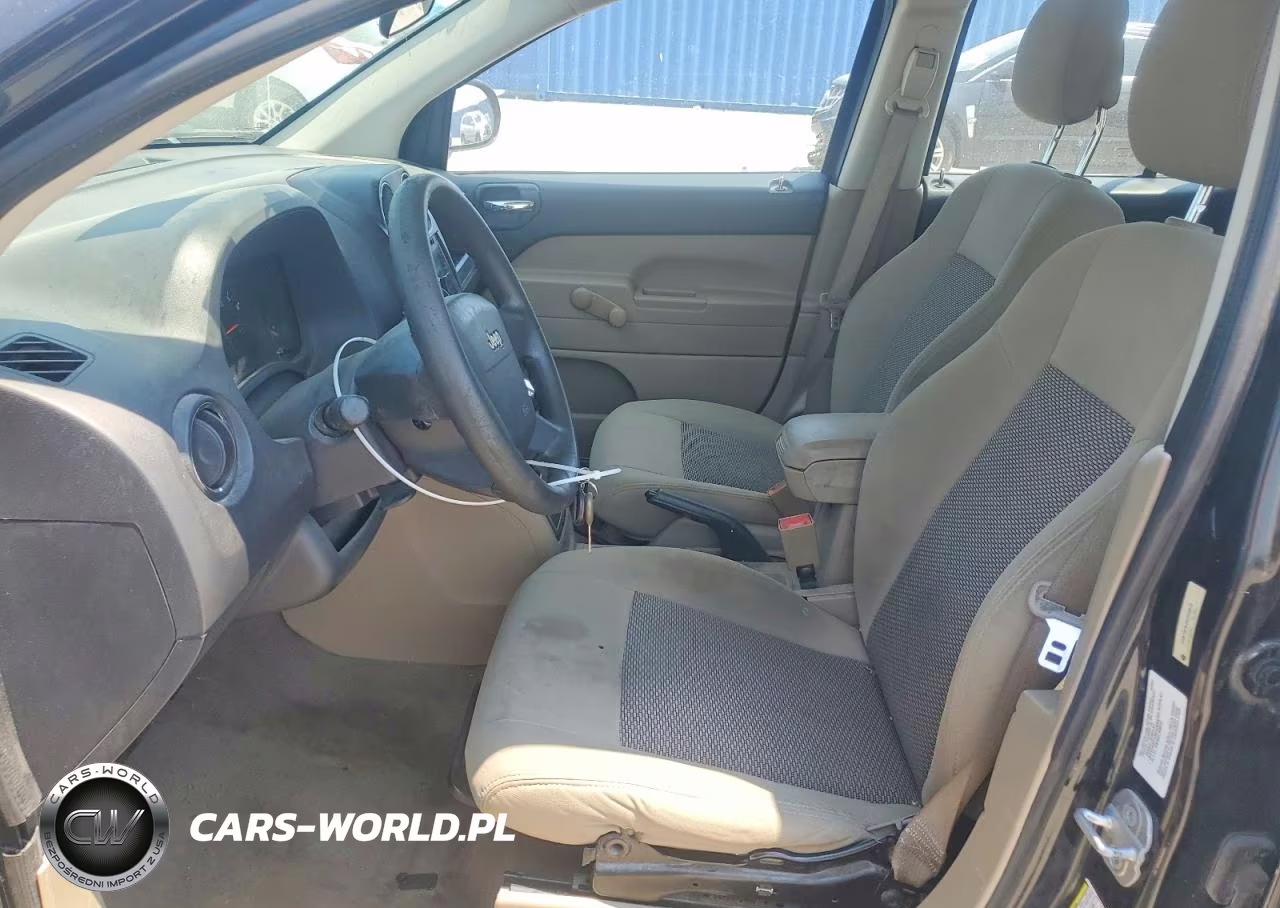 2010 Jeep Compass Sport VIN:1J4NT4FB1AD520970 - 7