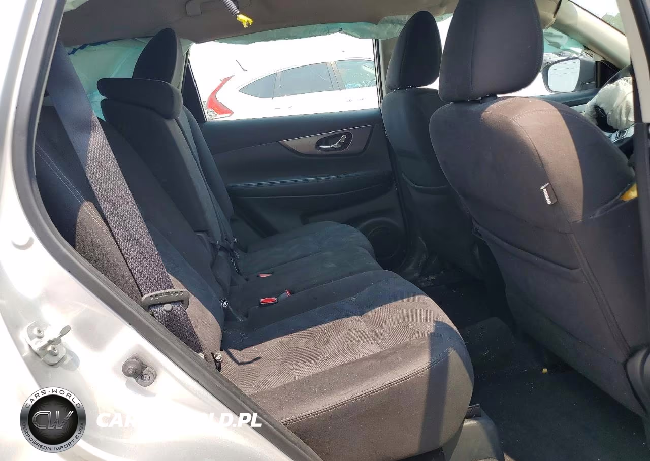 2015 Nissan Rogue S VIN:KNMAT2MV9FP591460 - 11