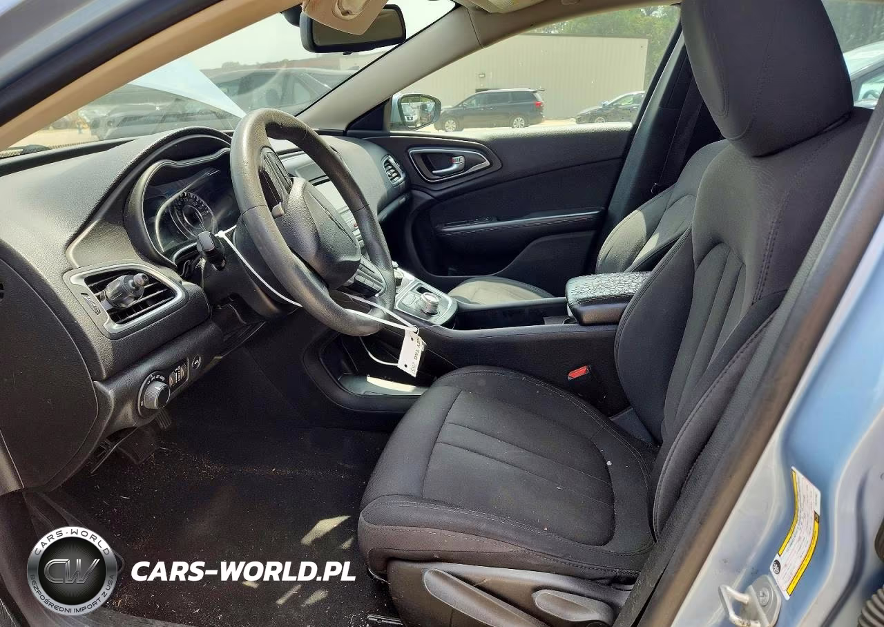 2015 Chrysler 200 Limited VIN:1C3CCCAB9FN737557 - 7