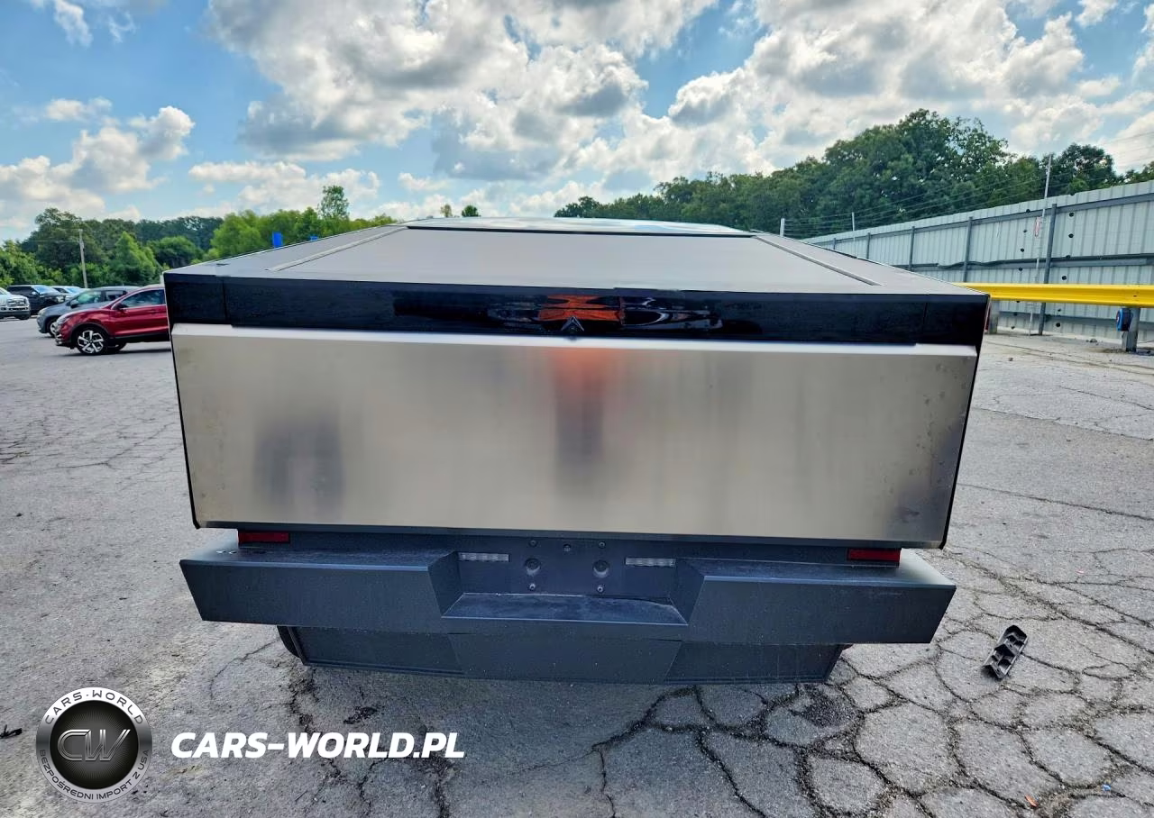 2025 Tesla Cybertruck VIN:7G2CEHEEXSA062120 - 6