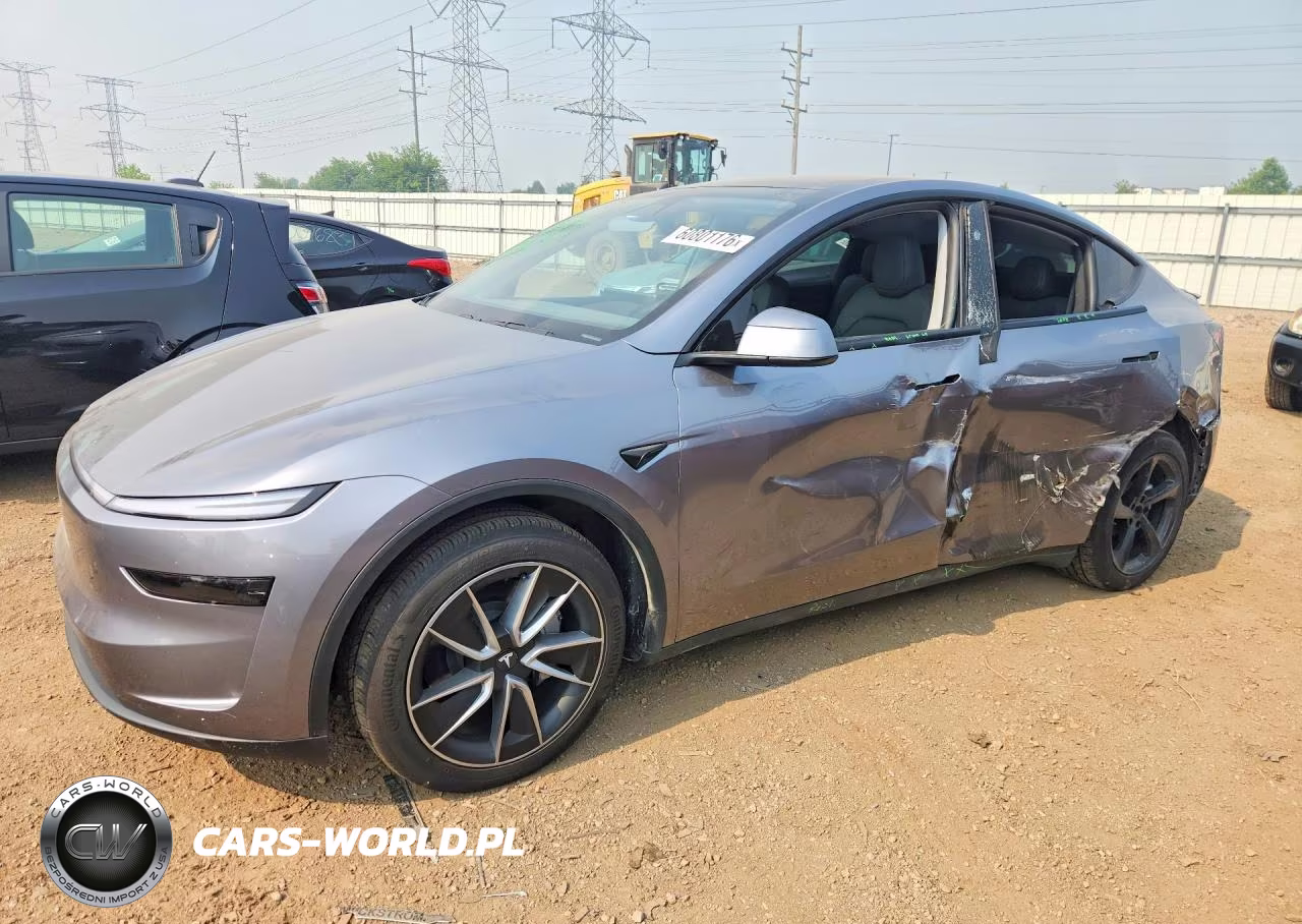 2026 Tesla Model Y – zdjęcie 1 z 12
