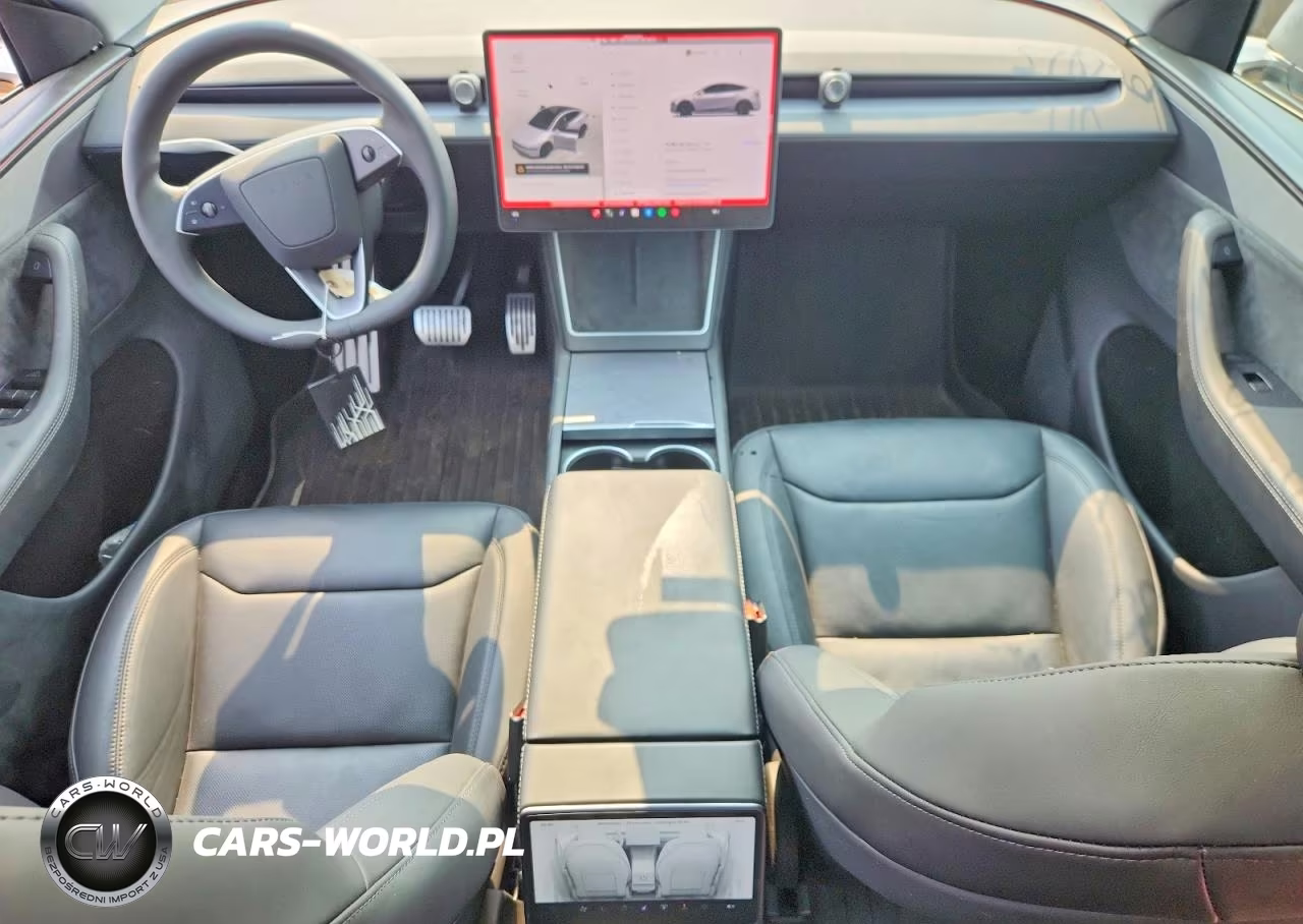 2026 Tesla Model Y VIN:7SAYGDEEXTF540846 - 8