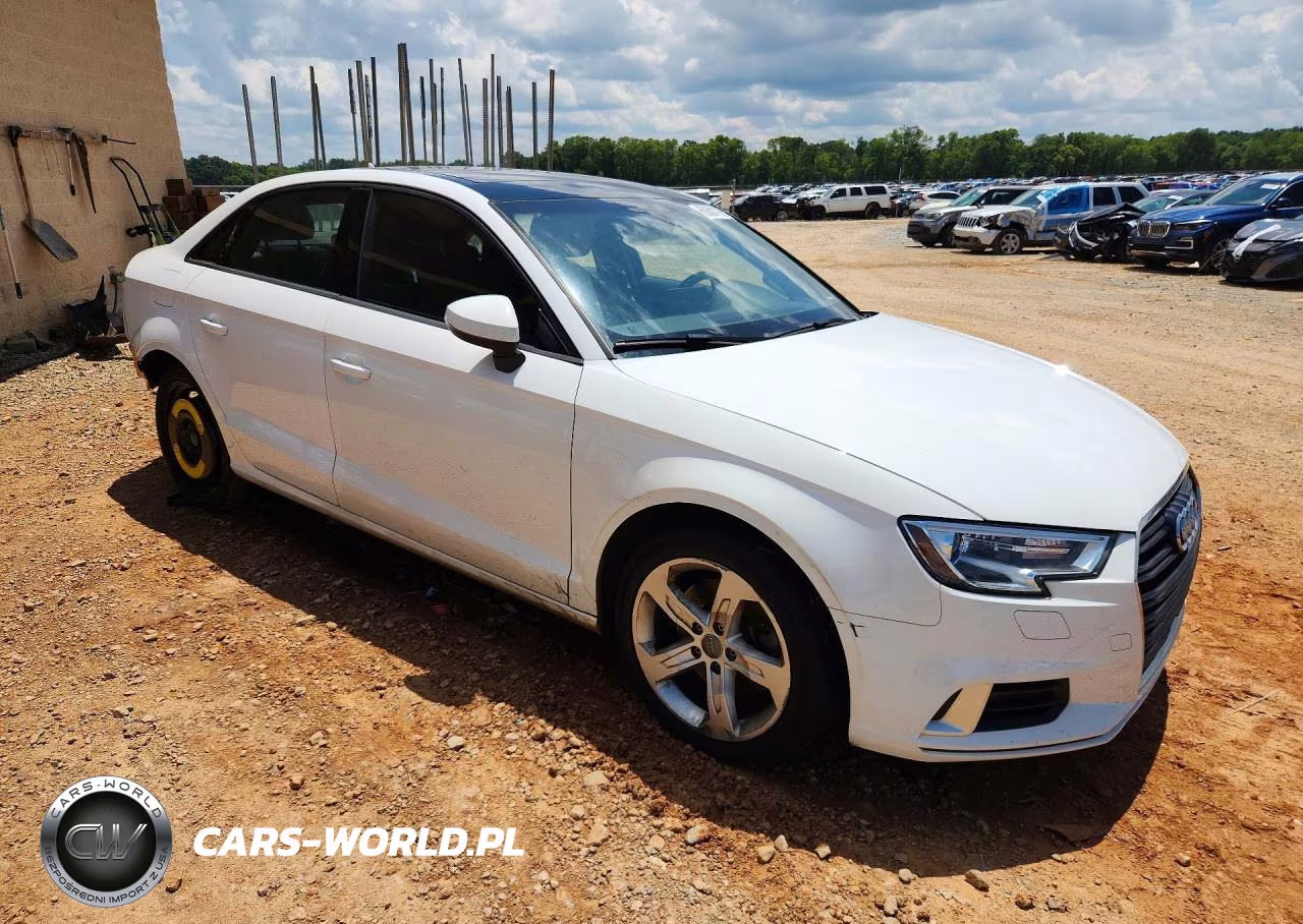 2017 Audi A3 Premium VIN:WAUAUGFFXH1052638 - 4