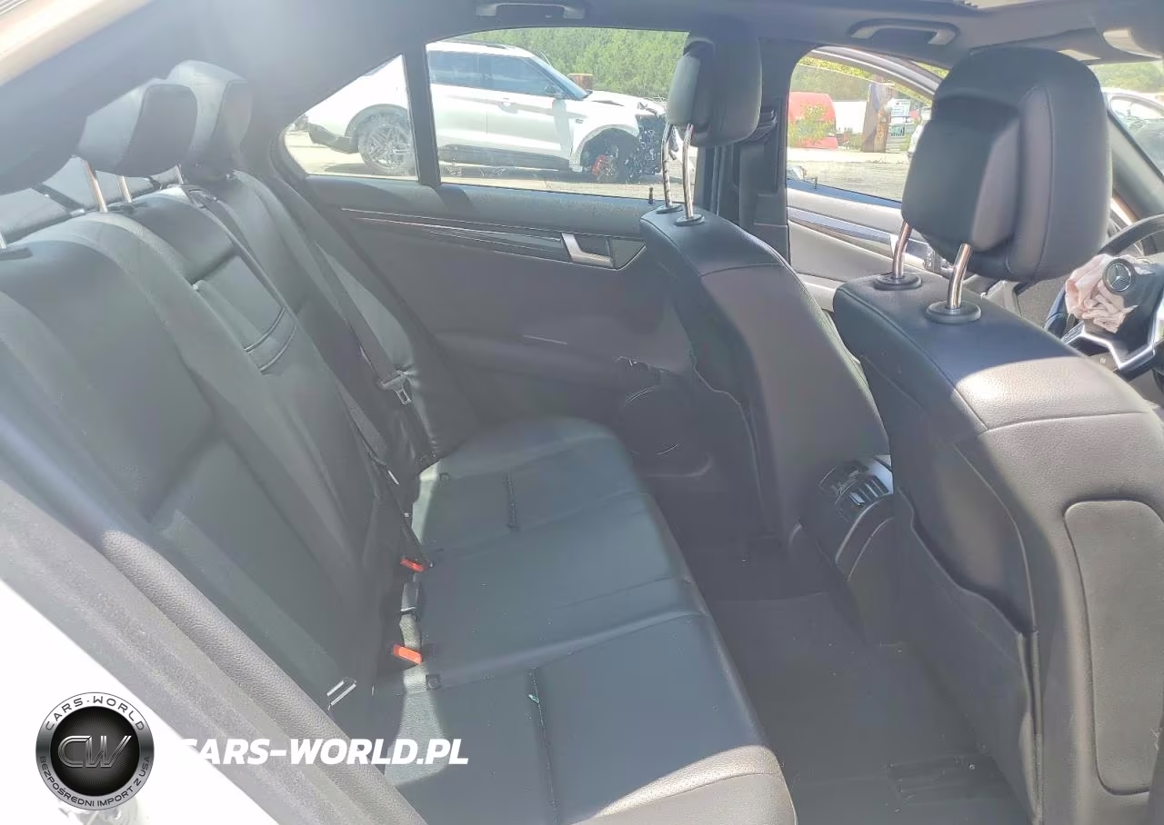 2012 Mercedes-Benz C 250 VIN:WDDGF4HB2CR223253 - 10