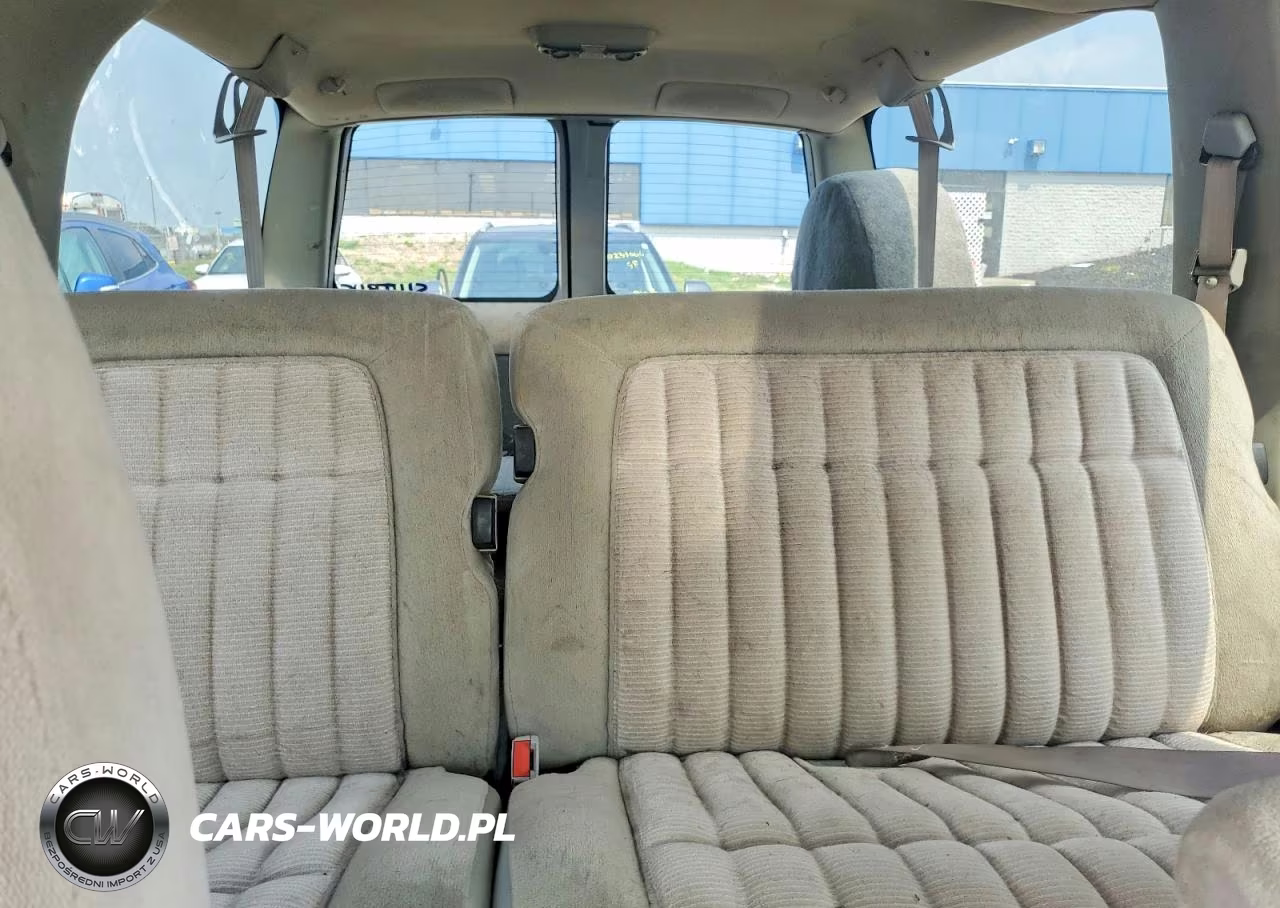 1994 Chevrolet Suburban K1500 VIN:1GNFK16K7RJ420372 - 10