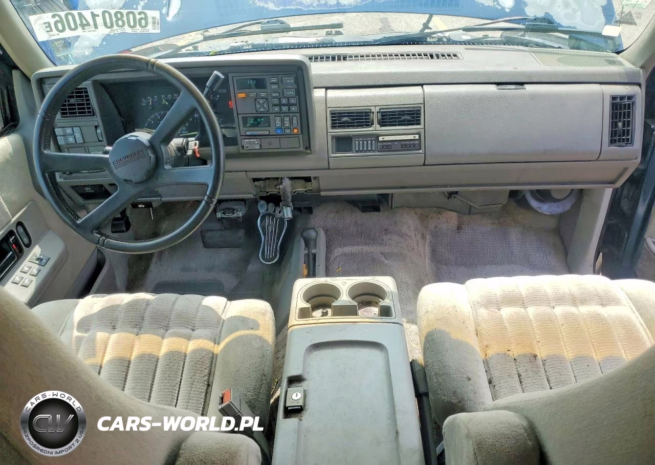 1994 Chevrolet Suburban K1500 VIN:1GNFK16K7RJ420372 - 8