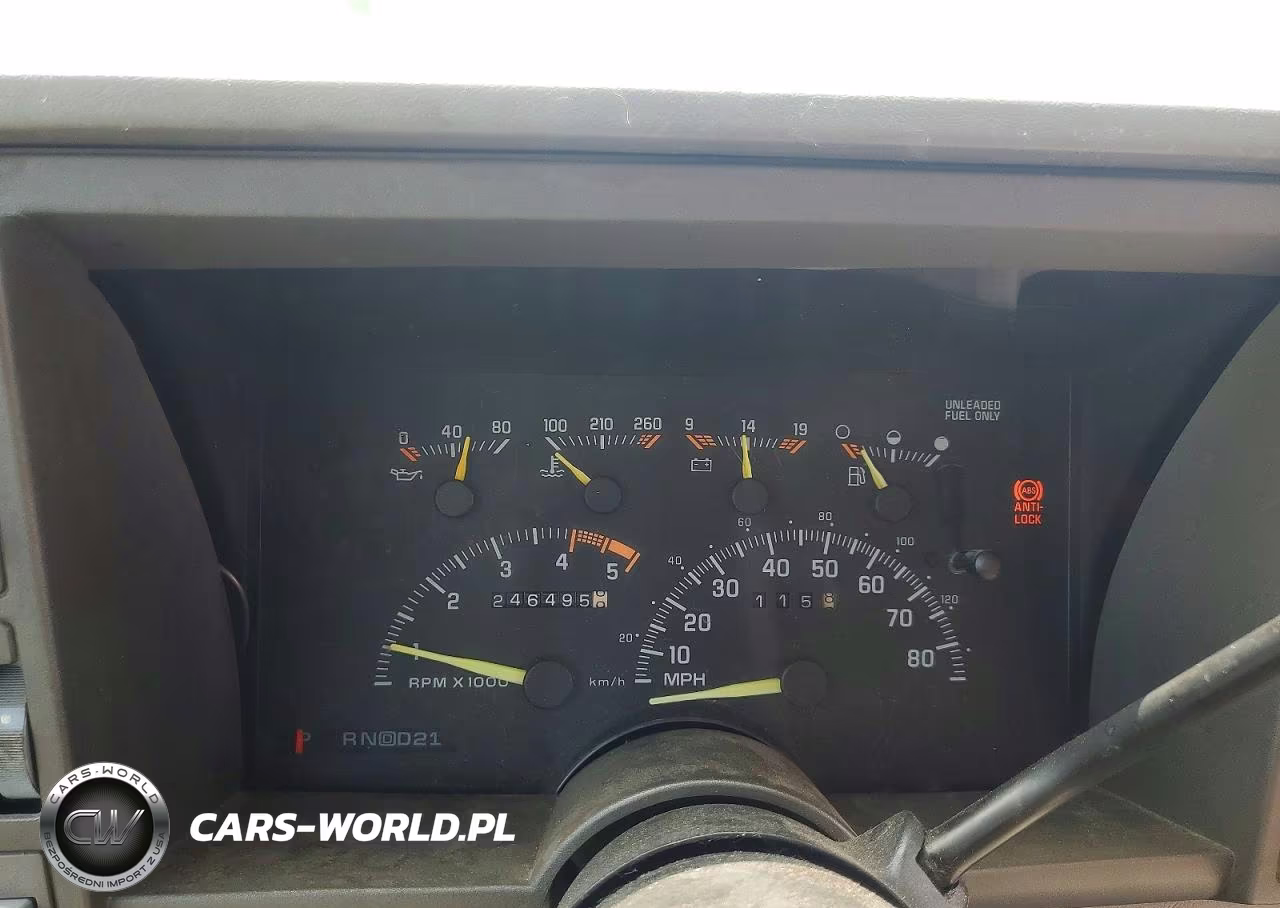 1994 Chevrolet Suburban K1500 VIN:1GNFK16K7RJ420372 - 9
