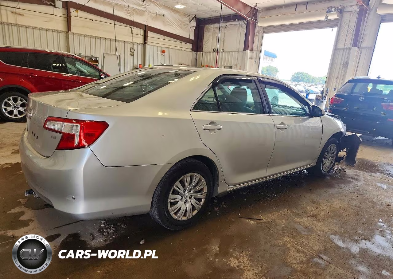 2012 Toyota Camry Le VIN:4T1BF1FK6CU009428 - 3