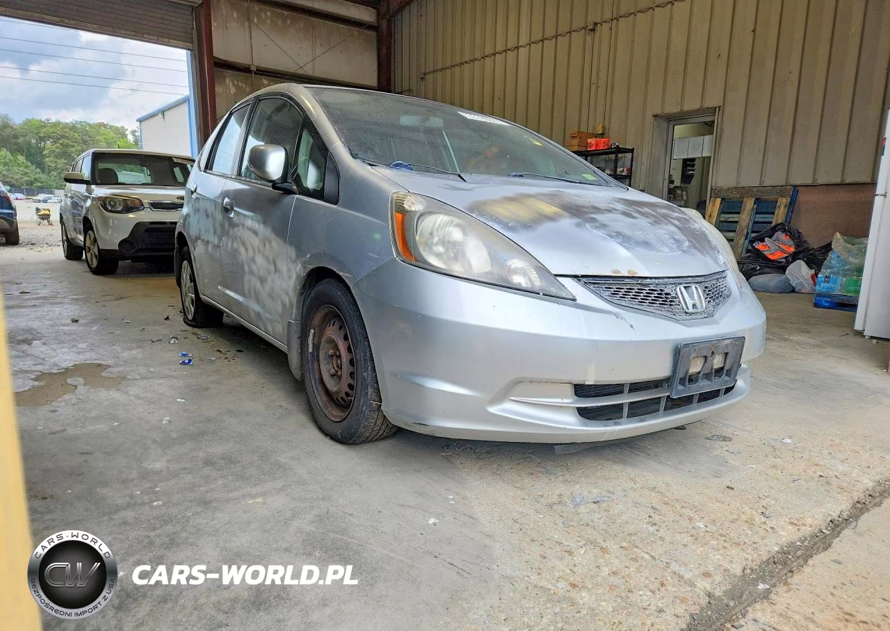 2012 Honda Fit VIN:JHMGE8H38CS002129 - 4