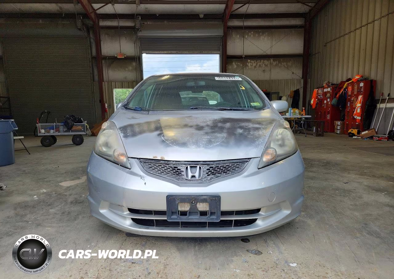 2012 Honda Fit VIN:JHMGE8H38CS002129 - 5