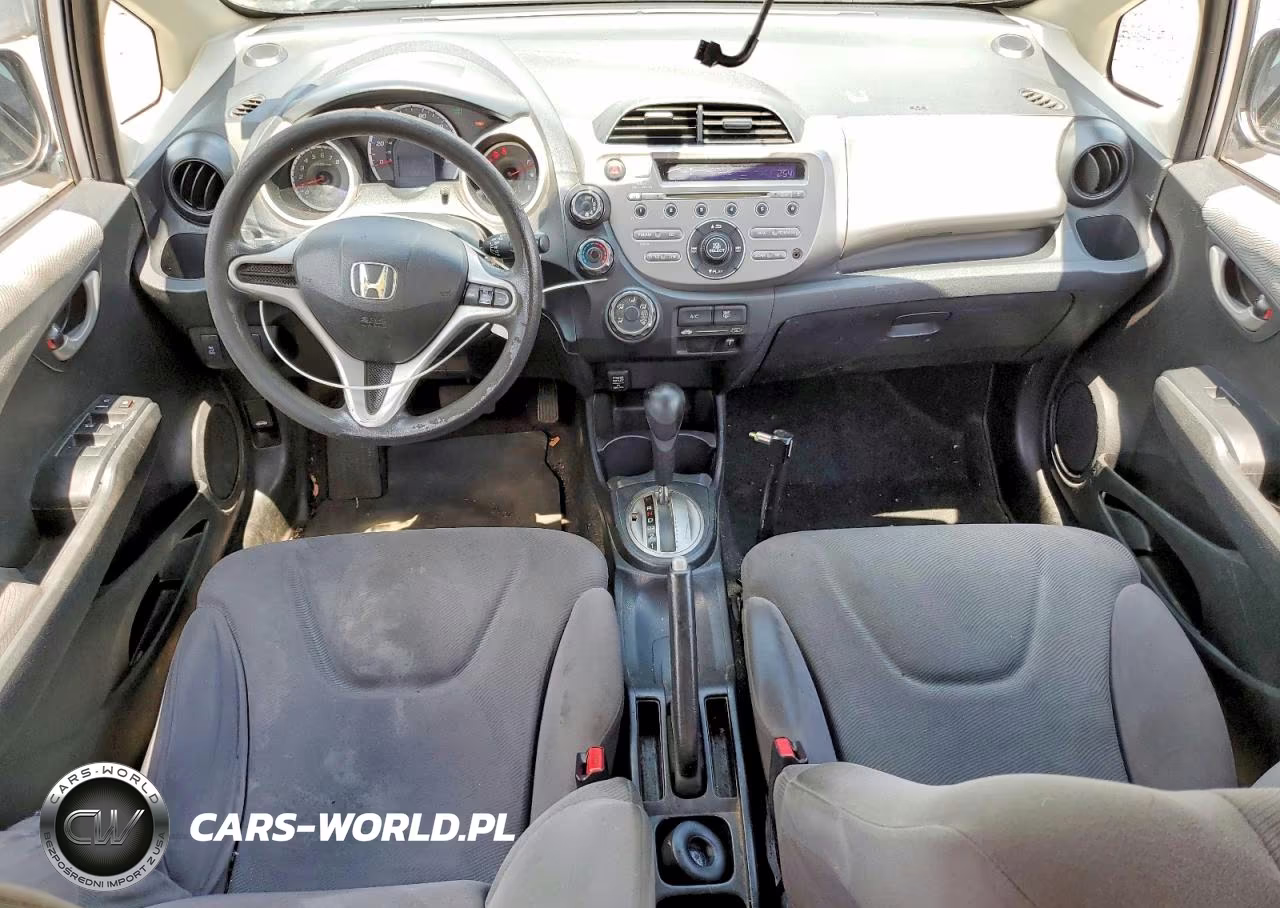 2012 Honda Fit VIN:JHMGE8H34CS003598 - 8