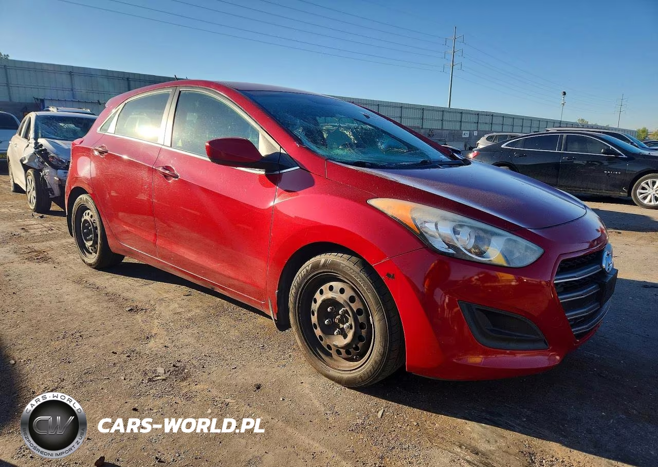 2016 Hyundai Elantra Gt Base VIN:KMHD35LH5GU296493 - 4