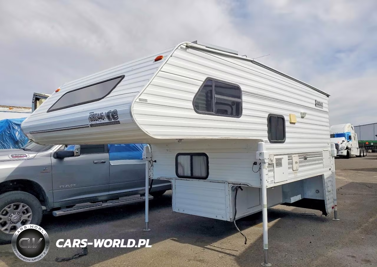 2005 Lance Camper VIN:00000000000156179 - 2