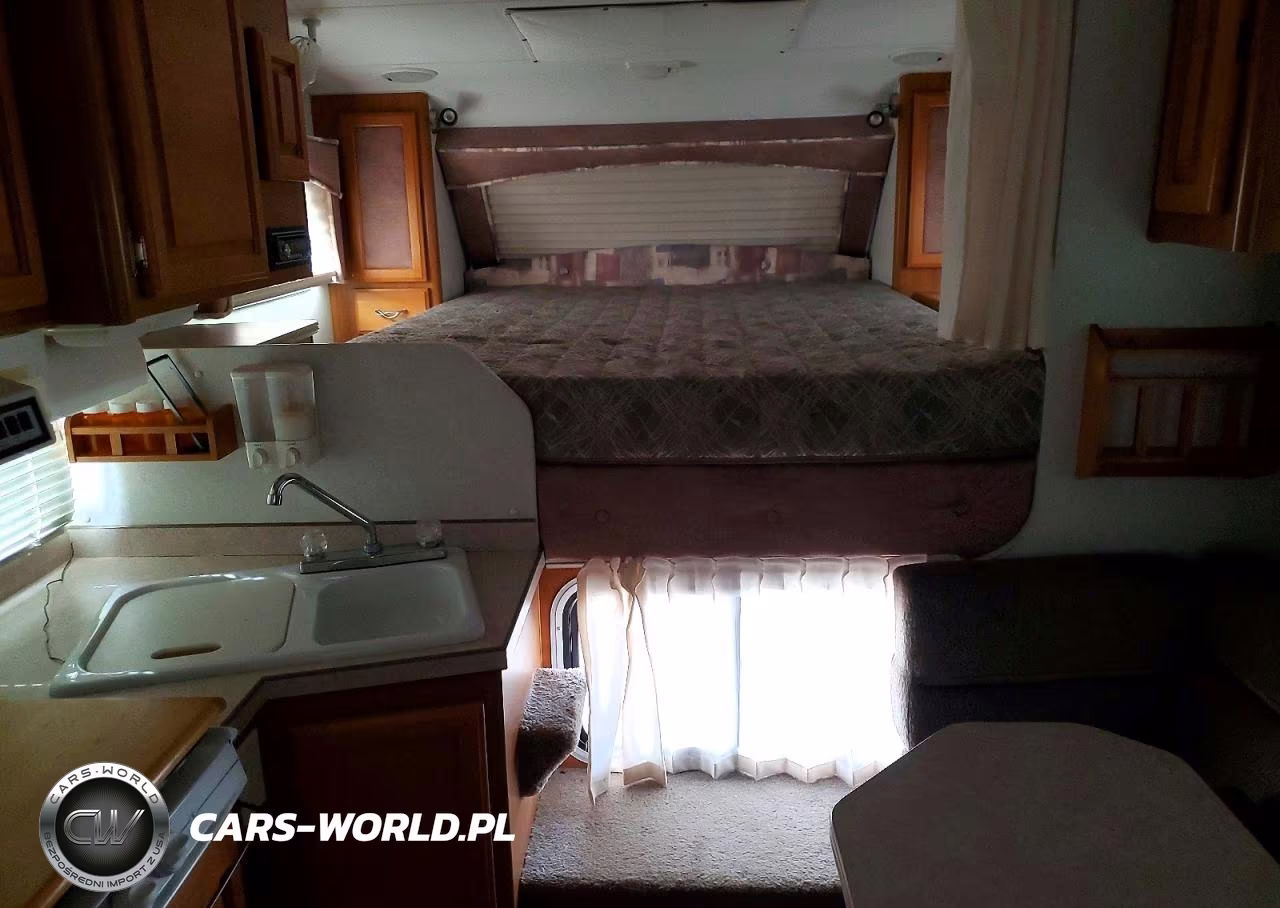2005 Lance Camper VIN:00000000000156179 - 6