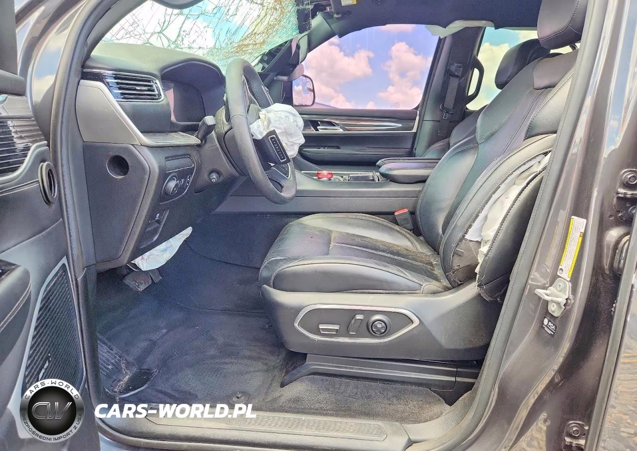 2022 Jeep Wagoneer Series Ii VIN:1C4SJUBT9NS109217 - 7