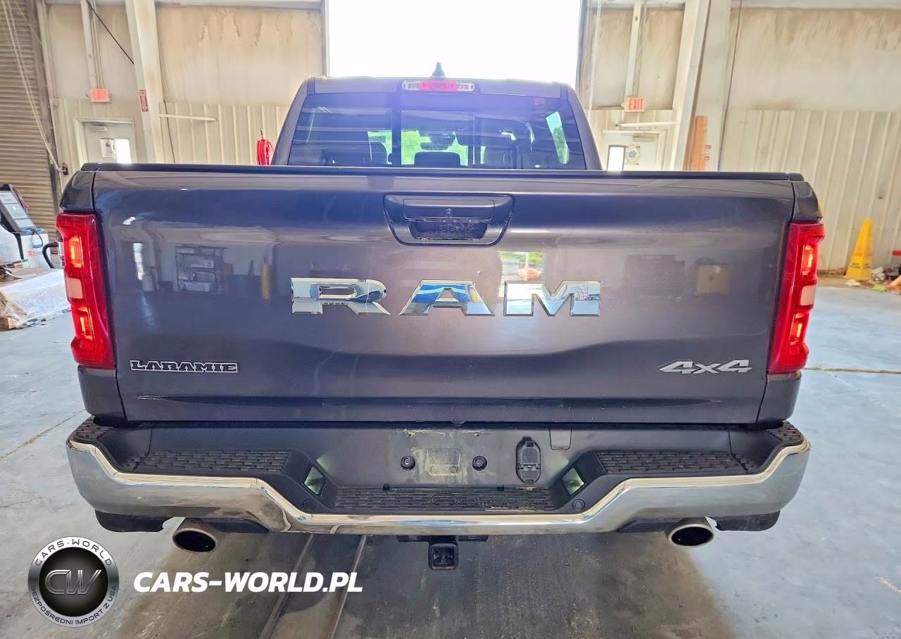 2026 Ram 1500 Laramie VIN:3C6SRFJP8T4169947 - 6