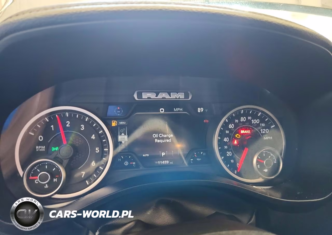2026 Ram 1500 Laramie VIN:3C6SRFJP8T4169947 - 9