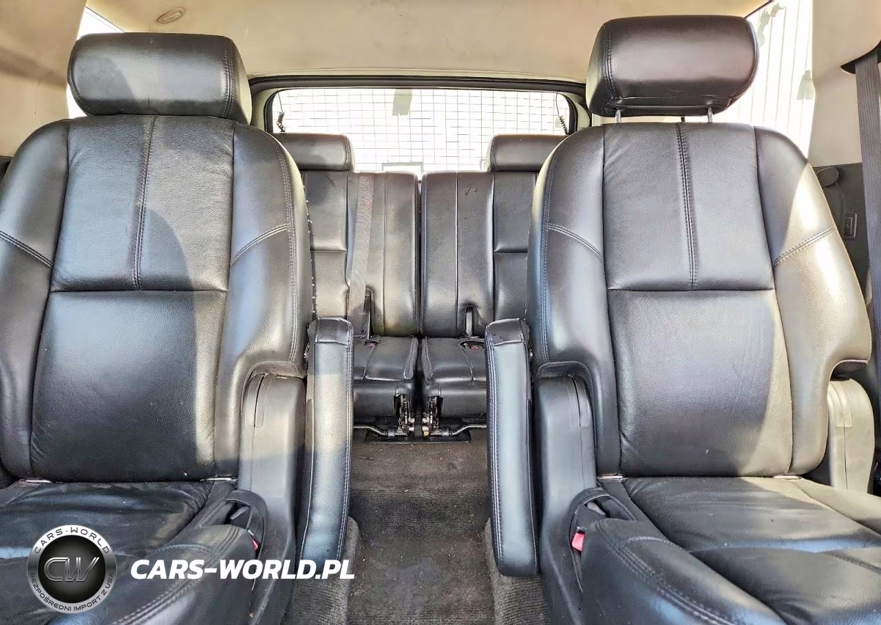 2007 Chevrolet Tahoe K1500 VIN:1GNFK130X7J377680 - 10