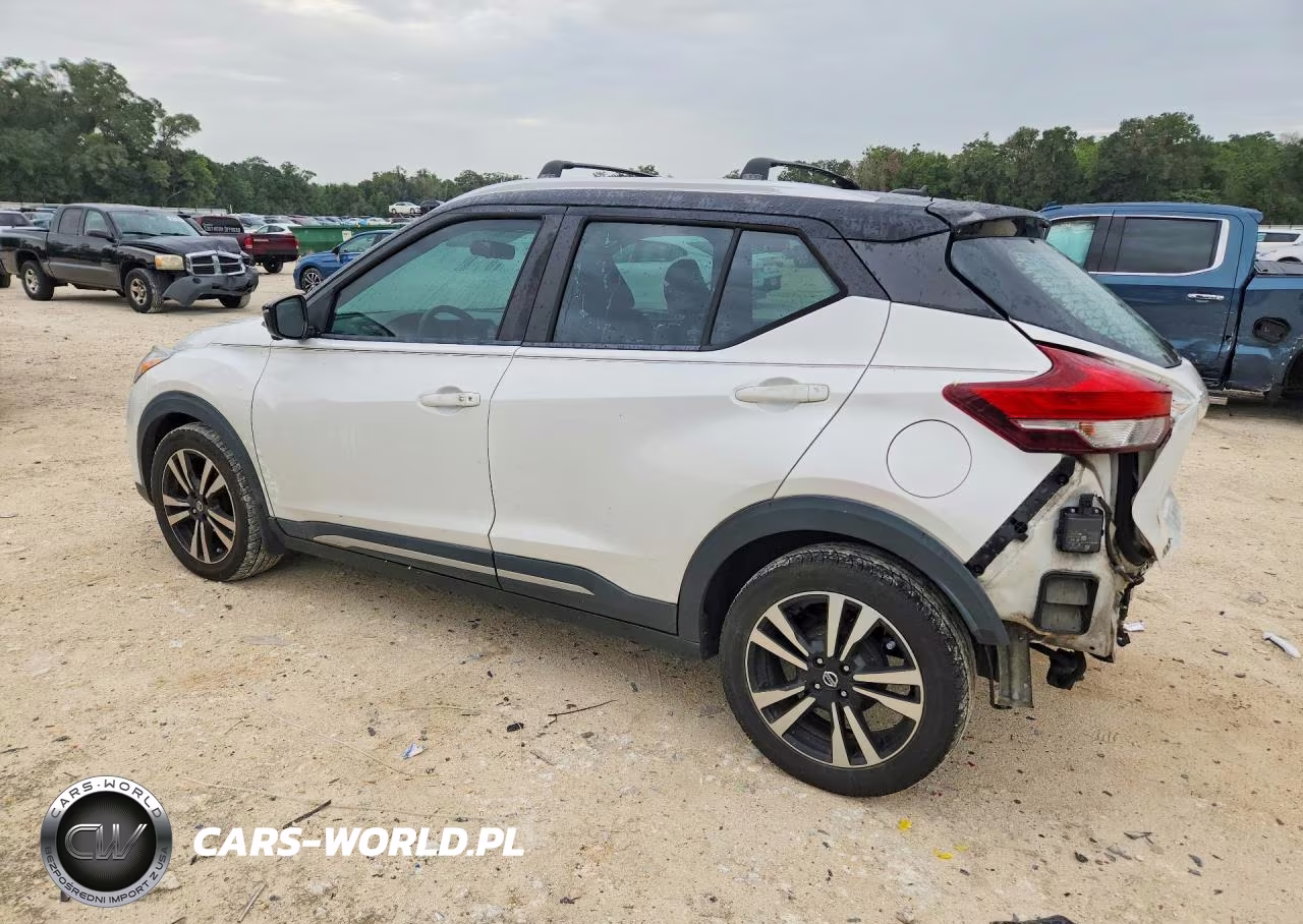 2019 Nissan Kicks Sr VIN:3N1CP5CUXKL491609 - 2