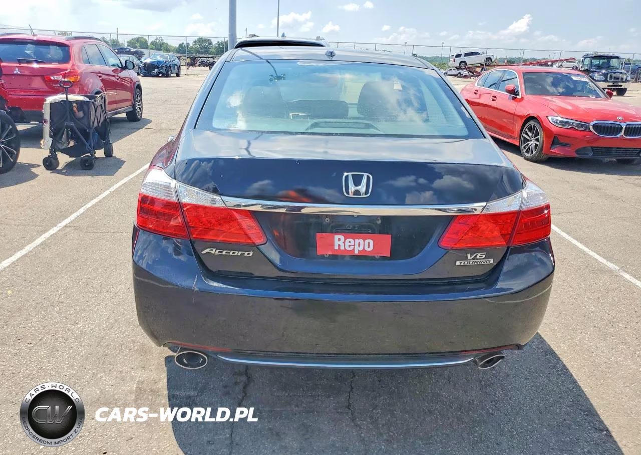 2015 Honda Accord Touring VIN:1HGCR3F95FA012837 - 6