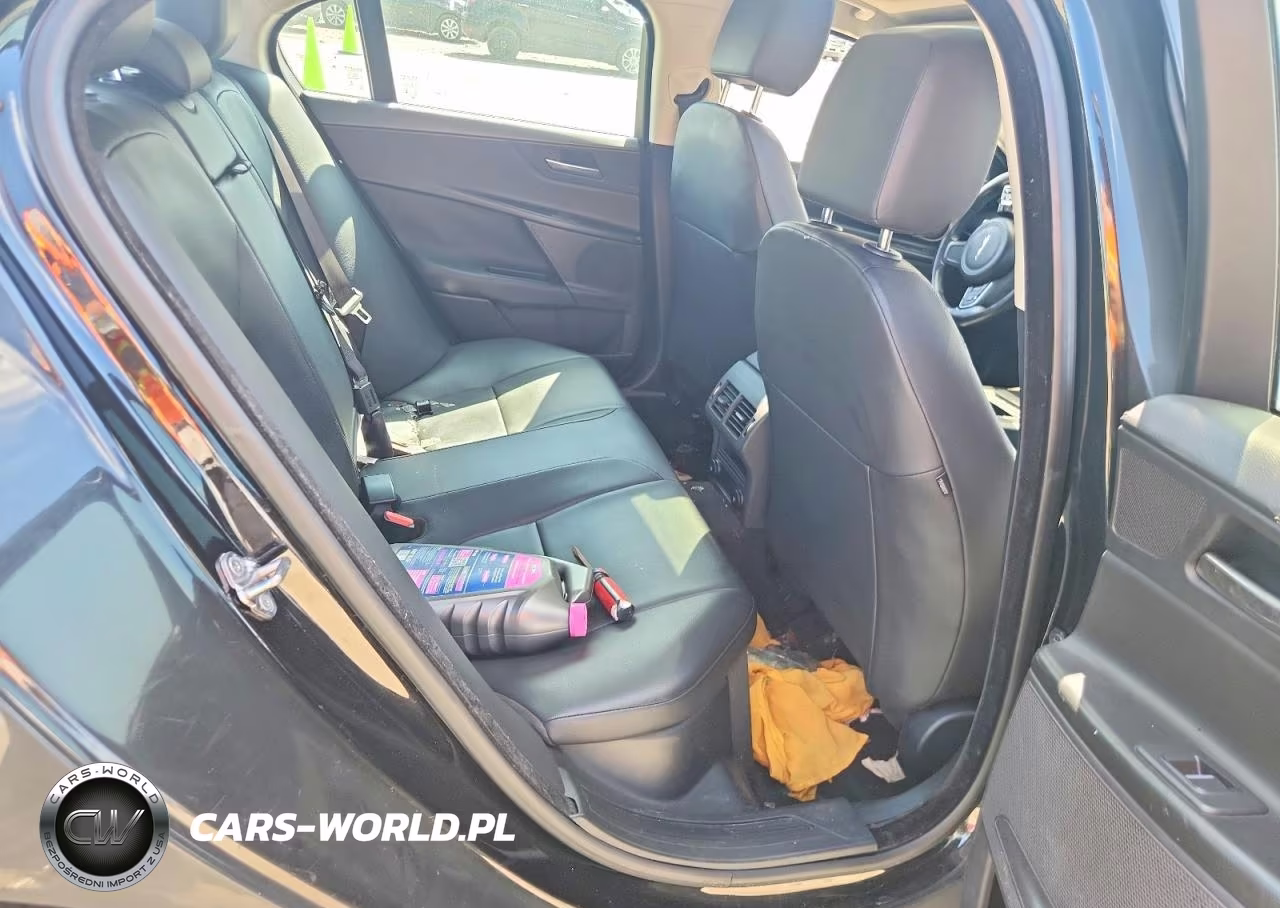 2018 Jaguar Xe Premium VIN:SAJAD4GX7JCP38429 - 10