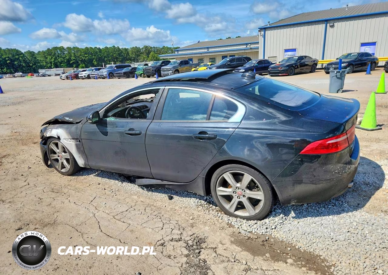2018 Jaguar Xe Premium VIN:SAJAD4GX7JCP38429 - 2