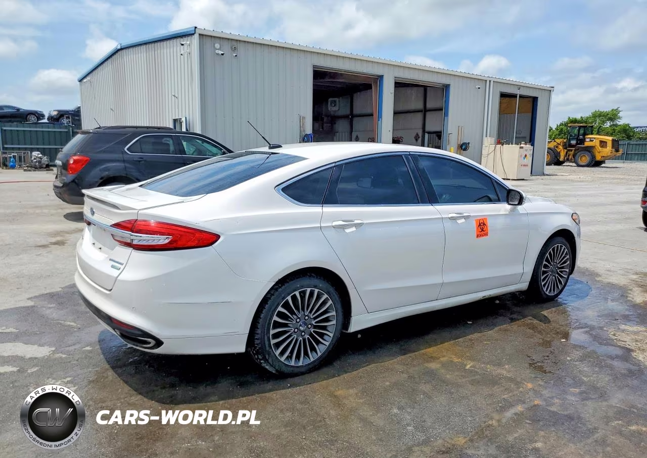 2017 Ford Fusion Titanium VIN:3FA6P0K92HR212305 - 3