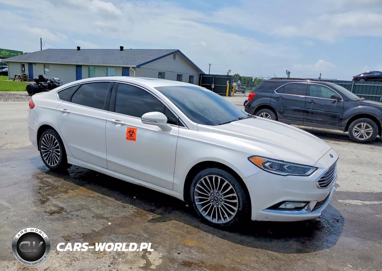 2017 Ford Fusion Titanium VIN:3FA6P0K92HR212305 - 4