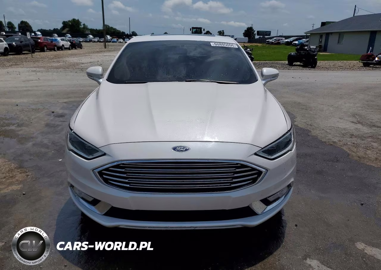 2017 Ford Fusion Titanium VIN:3FA6P0K92HR212305 - 5