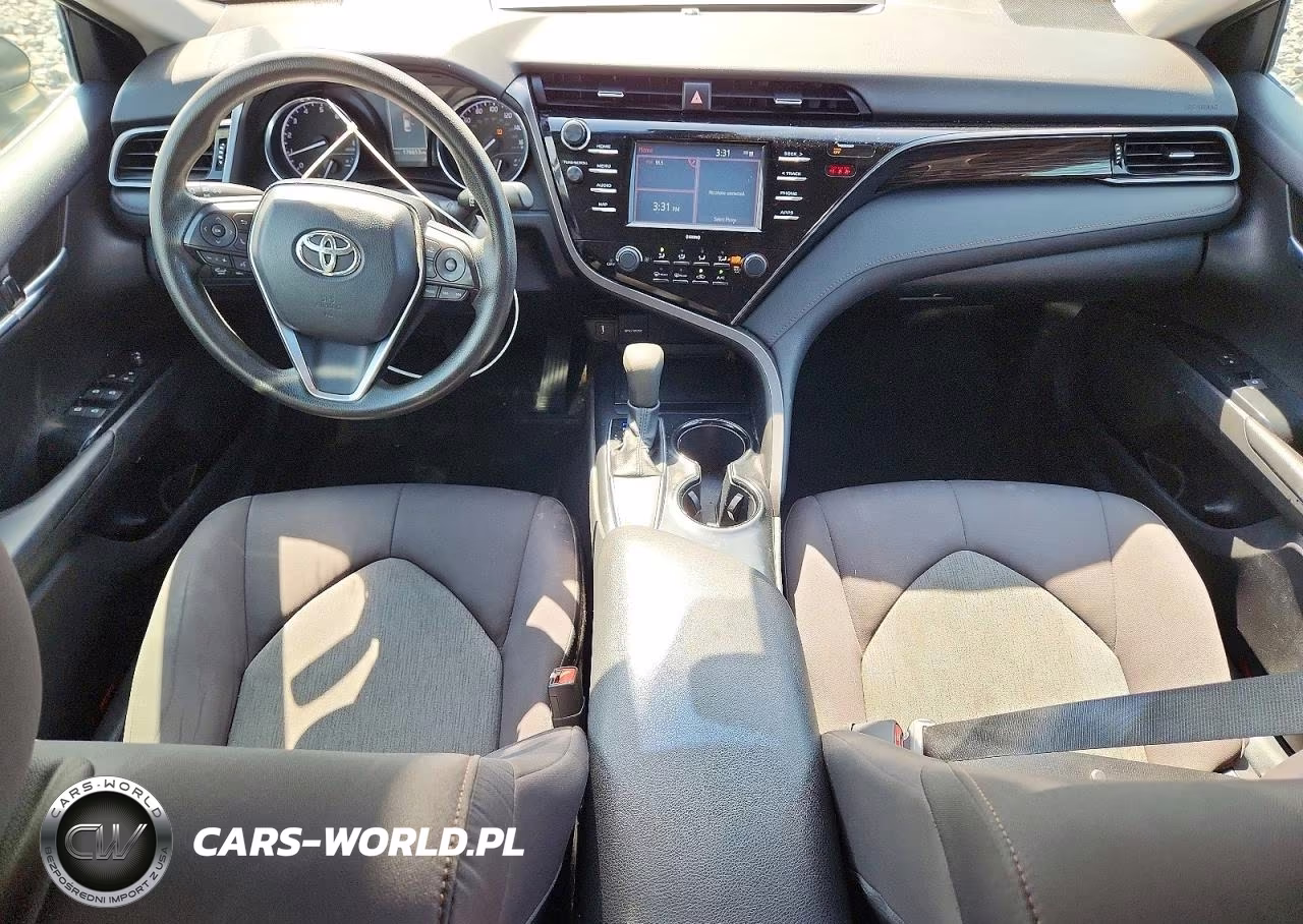 2020 Toyota Camry Le VIN:4T1C11AK8LU899523 - 8