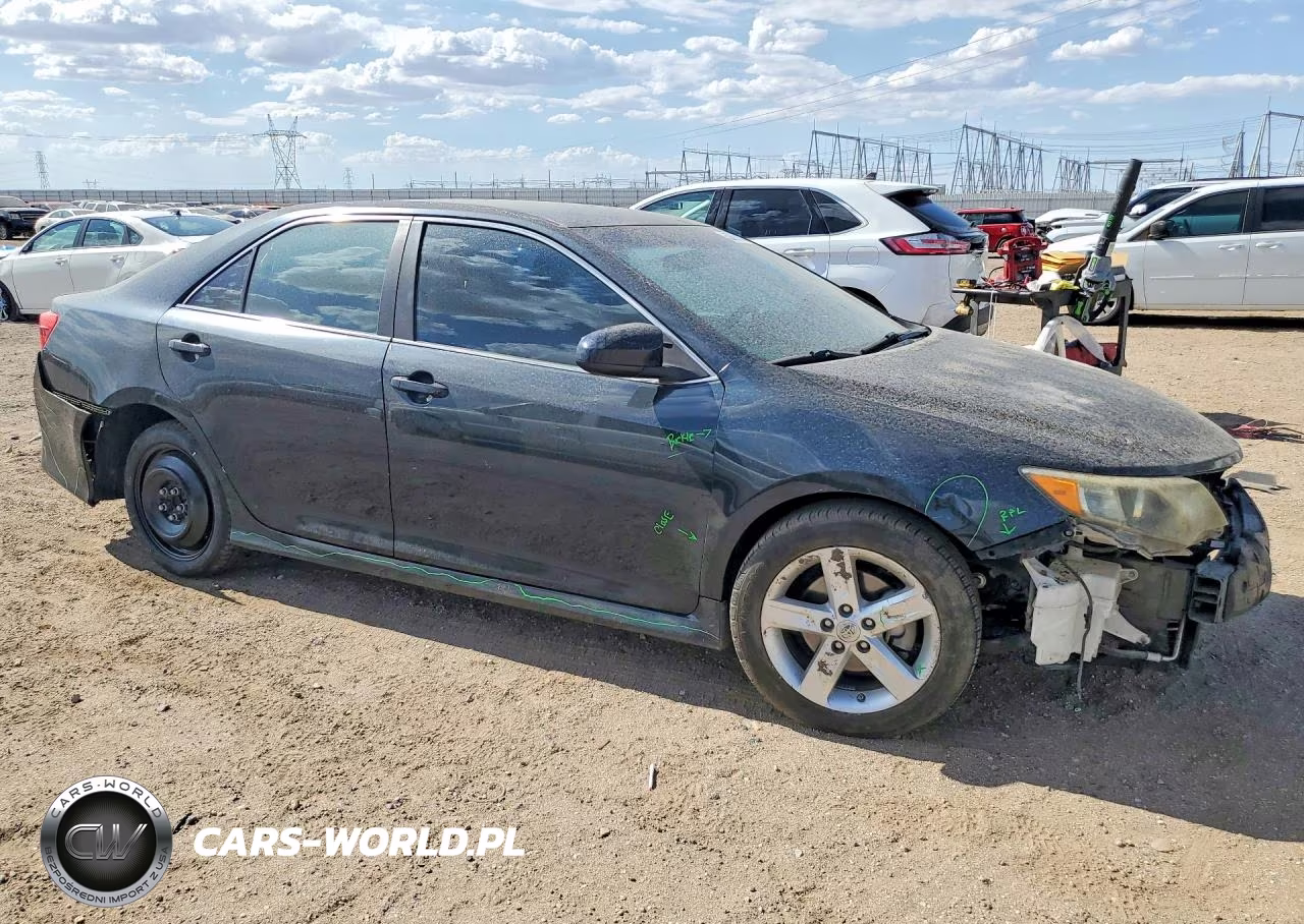 2014 Toyota Camry Se VIN:4T1BF1FK7EU407198 - 4