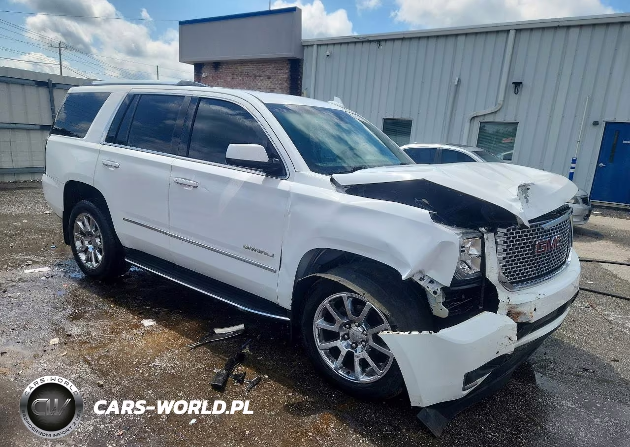 2017 GMC Yukon Denali VIN:1GKS1CKJ4HR294138 - 4
