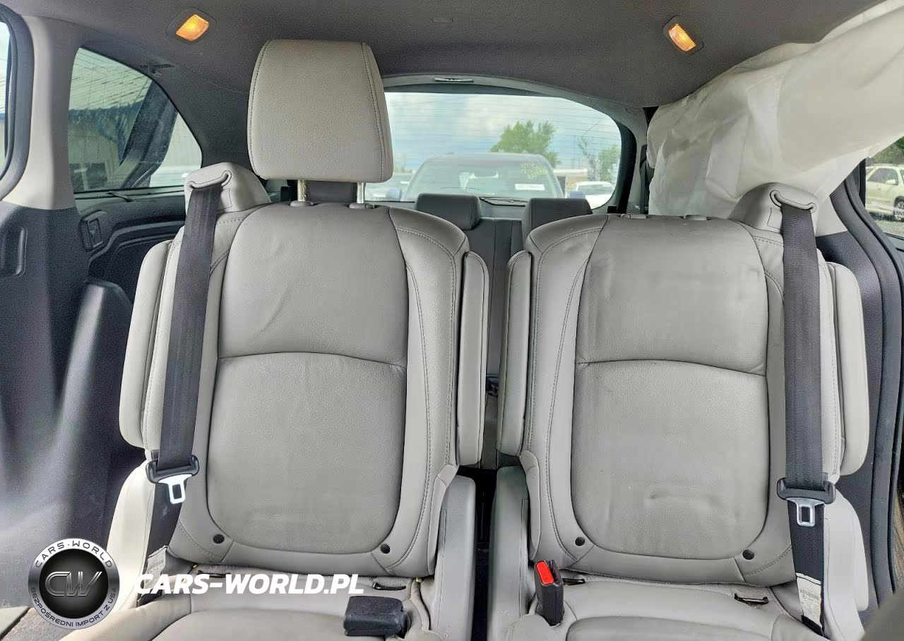 2020 Honda Odyssey Touring VIN:5FNRL6H87LB040500 - 10