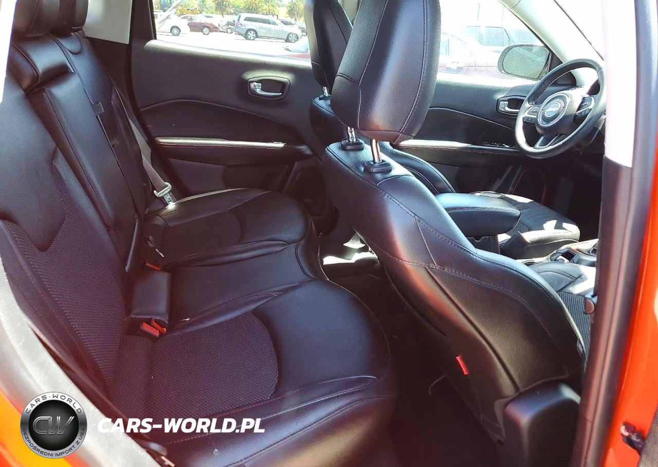 2021 Jeep Compass Trailhawk VIN:3C4NJDDB7MT529203 - 10
