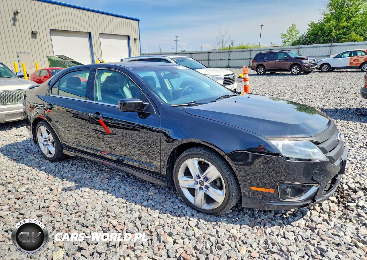 2011 Ford Fusion Sport VIN:3FAHP0KCXBR104980 - 4