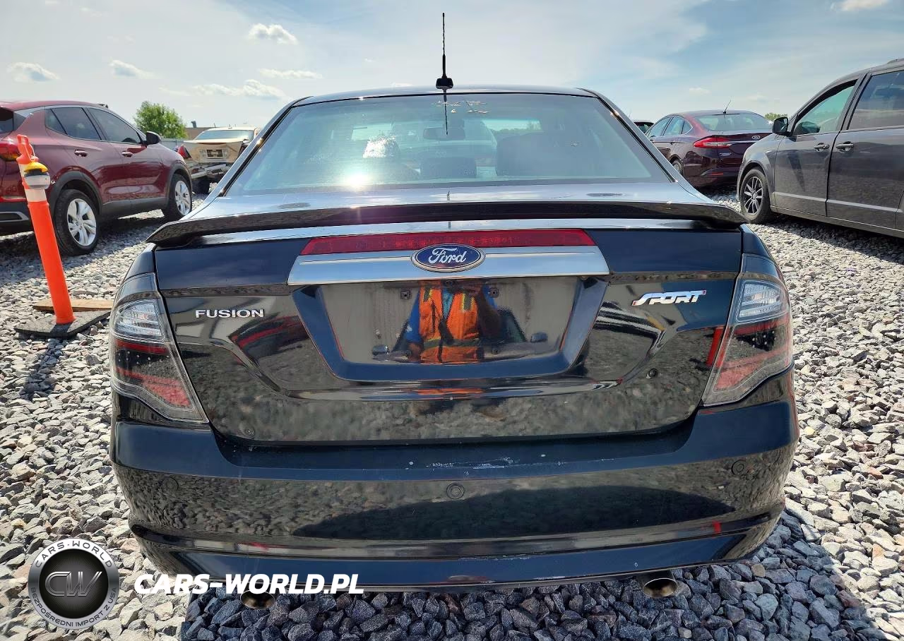 2011 Ford Fusion Sport VIN:3FAHP0KCXBR104980 - 6
