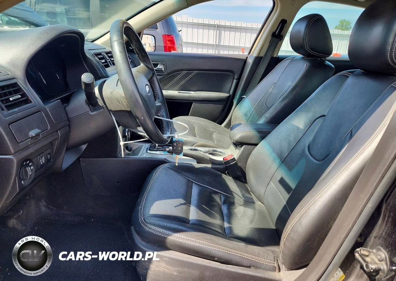 2011 Ford Fusion Sport VIN:3FAHP0KCXBR104980 - 7