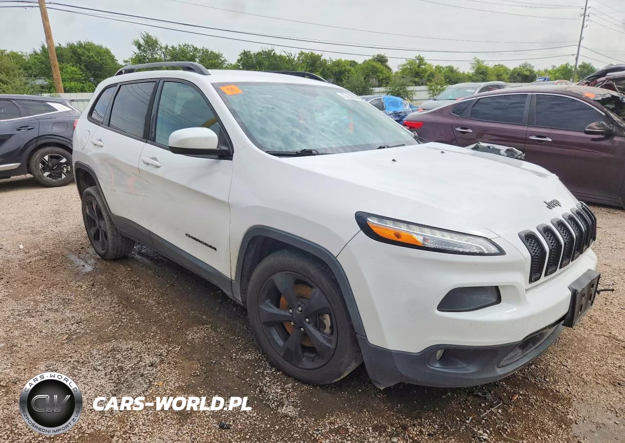 2018 Jeep Cherokee Latitude VIN:1C4PJLCB6JD577233 - 4