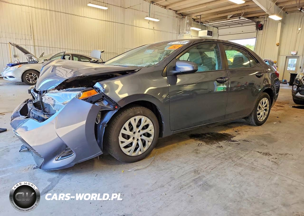 2018 Toyota Corolla Le – zdjęcie 1 z 12