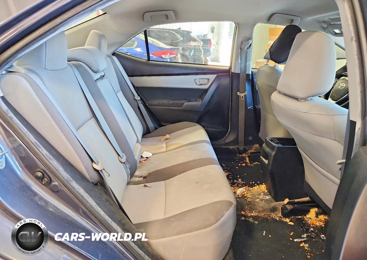 2018 Toyota Corolla Le VIN:5YFBURHE7JP831052 - 10